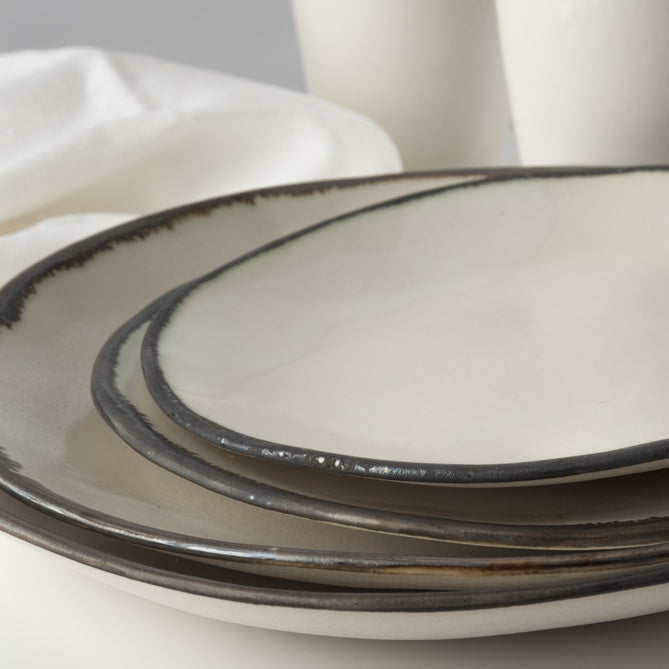 Plates MacRim – Living Clay Australia - Main Image